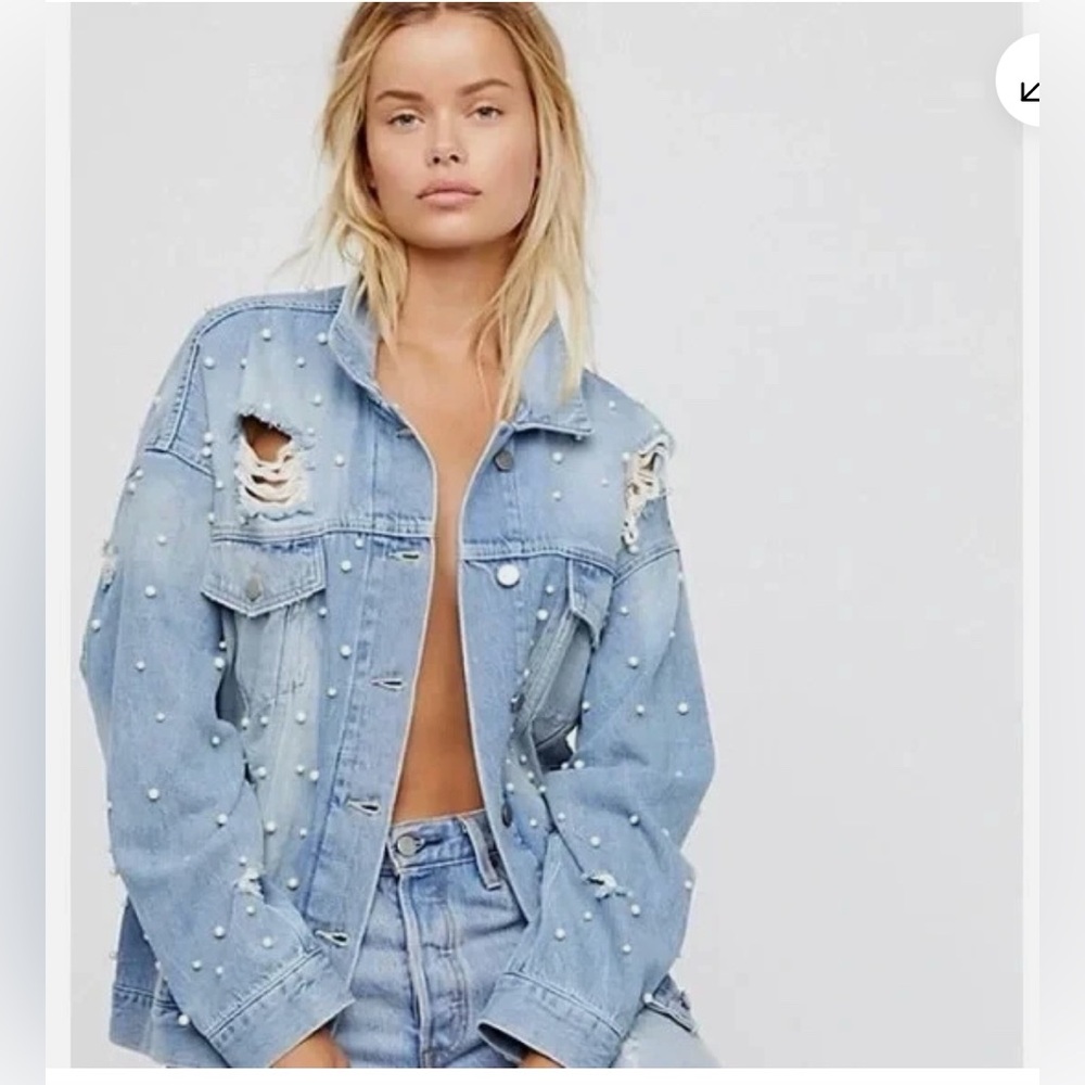 Free people Sunday funday pearl light Blue Denim Jacket with Pearls distressed - Picture 2 of 9